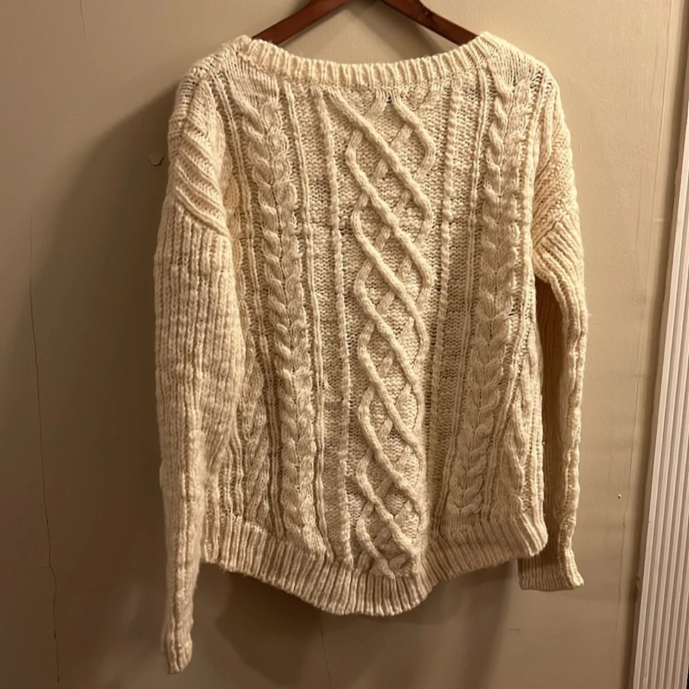 BANANA REPUBLIC women’s knit crew neck sweater size M - Picture 2 of 6